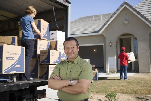 Professional packing services for a home move in Eltham