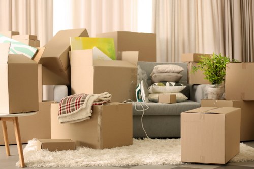 Packing and preparation for a move with a truck in Eltham