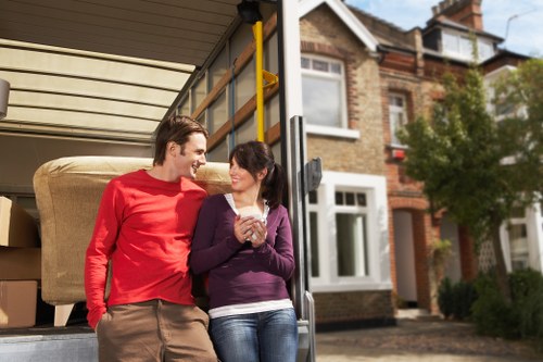 Truck hire option suitable for Eltham residential streets